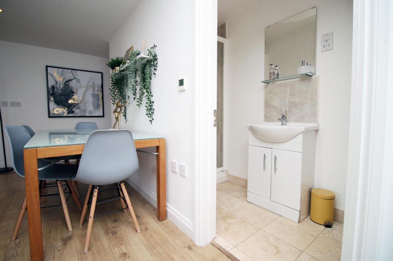 Flat 1 Batheaston By Mia Living Stylish 1 Bedroom Property With Free Parking Exterior photo